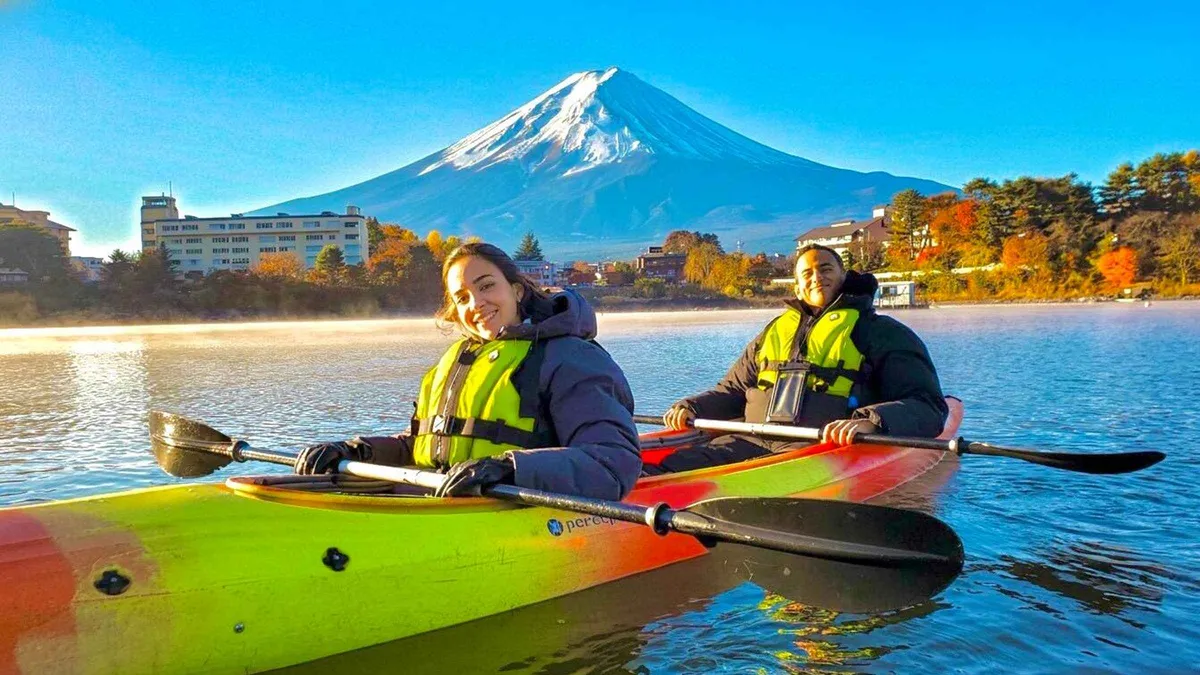 Kayakers on Lake Kawaguchi below Mount Fuji, the cheapest local start in the tour comparison